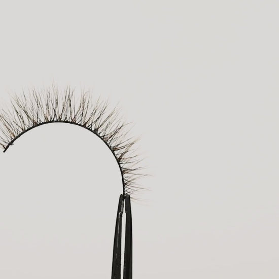 Lilly Lashes | Brown Blended | Naked | Rotating Lash Video
